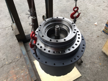 DH220-5行走(zou)牙(ya)箱(xiang)