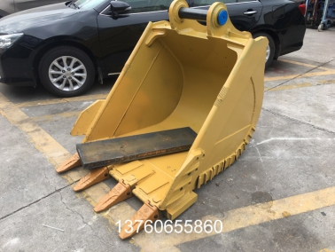 PC200 1方鑛(kuang)山(shan)挖(wa)鬭