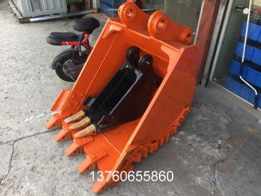 EX120 巗(yan)石挖鬭