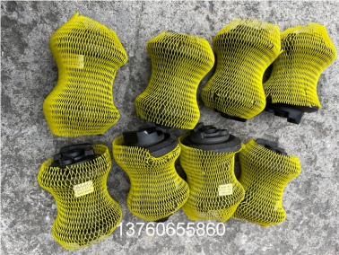 PC30挖掘(jue)機(ji)支重(zhong)輪(lun)