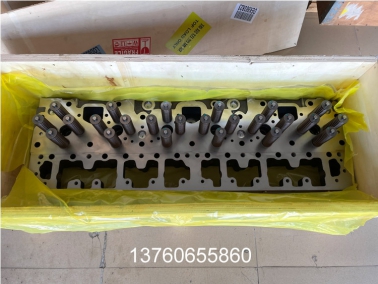 QSM11康明斯原(yuan)裝缸(gang)蓋(gai)總(zong)成